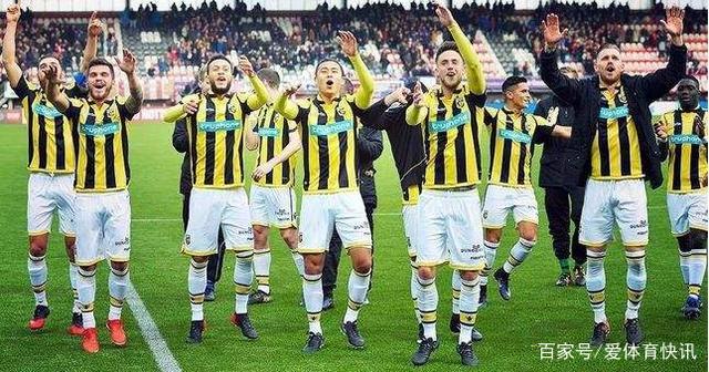 西汉姆内部会议纪要流出——冲刺阶段外线爆发,荷甲使命明确,心理建设被强调 西汉姆内部会议纪要流出——冲刺阶段外线爆发,荷甲使命明确,心理建设被强调