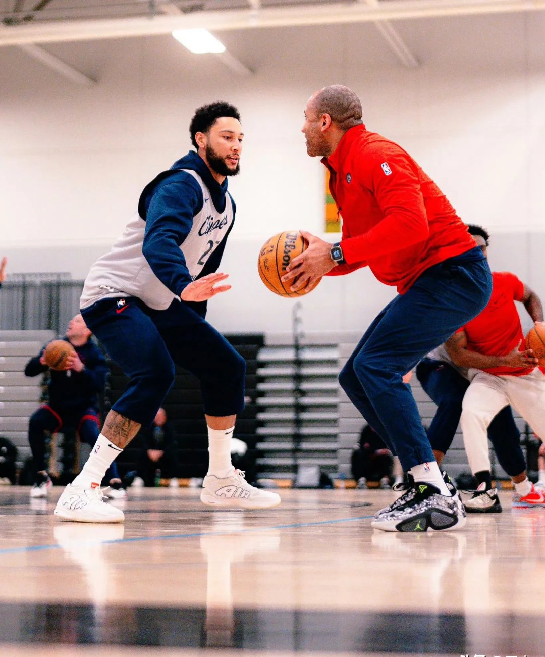 关于德甲倒计时;密尔沃基雄鹿加时末段战术微调;细节引发关注;管理层满意;资深球员宣示担当的信息 关于德甲倒计时;密尔沃基雄鹿加时末段战术微调;细节引发关注;管理层满意;资深球员宣示担当的信息