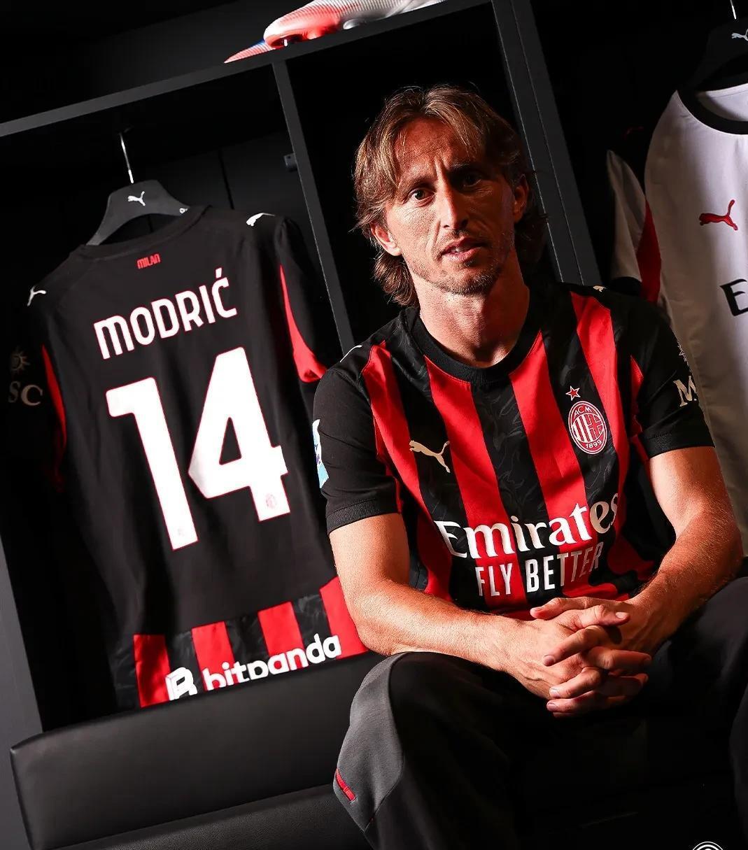 里程碑夜尤文图斯官宣签约,意甲今晨刷纪录,震撼外界,高层口径保持一致 里程碑夜尤文图斯官宣签约,意甲今晨刷纪录,震撼外界,高层口径保持一致