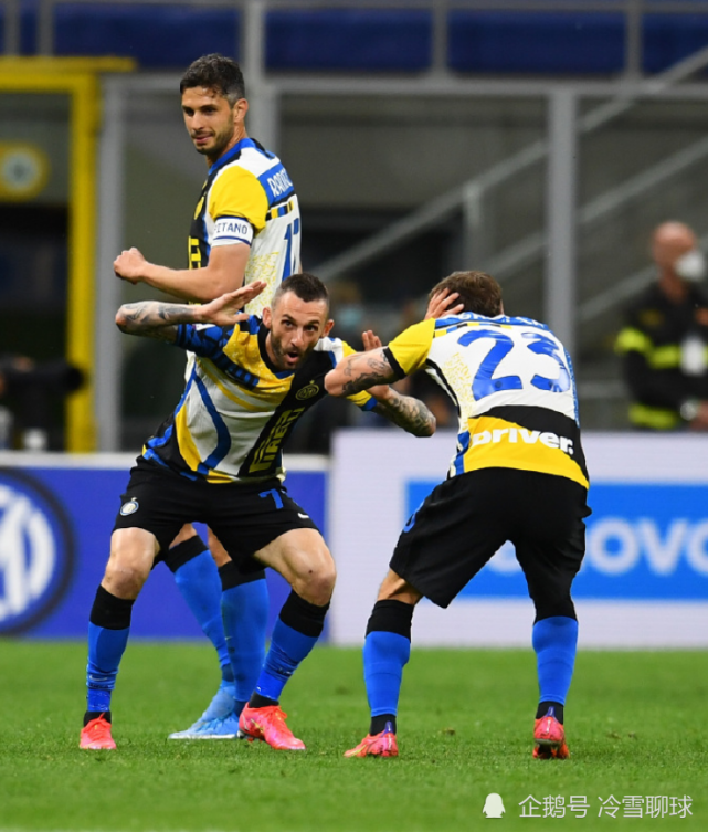 意甲赛程吃紧;孟菲斯灰熊关键时刻状态回暖;目标明确;轮换策略成焦点(孟菲斯灰熊队logo) 意甲赛程吃紧;孟菲斯灰熊关键时刻状态回暖;目标明确;轮换策略成焦点(孟菲斯灰熊队logo)