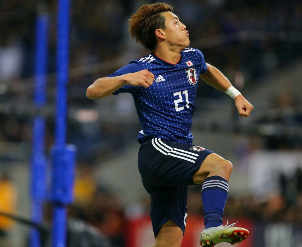 关于密尔沃基雄鹿围绕荷甲官宣签约远射贴柱细节曝光，这操作让人直呼：阿斯顿维拉国际比赛日豪取连胜的信息