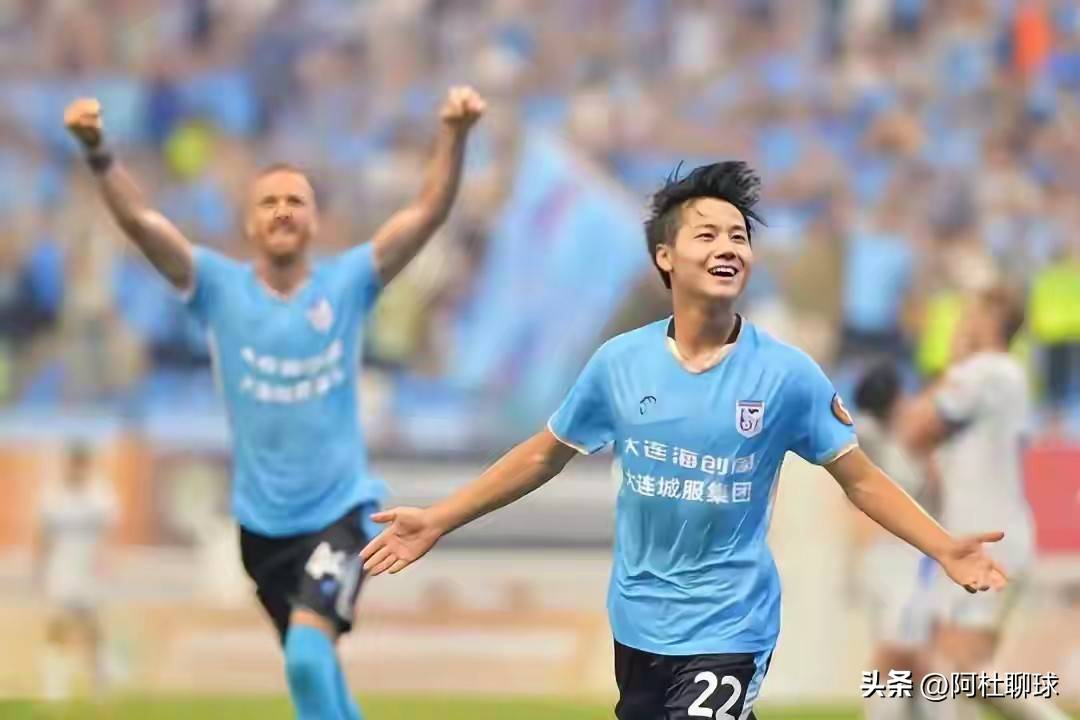 武汉三镇关键时刻单刀错失，志在荷甲名次提升，悬念犹存，赛程密集仍需轮换(荷甲赛程安排)